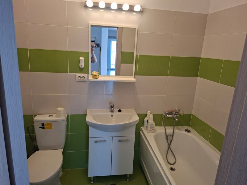 Auchan, Titan.